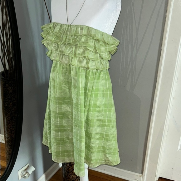 Chic Green Plaid Ruffle Dress - Picture 1 of 8